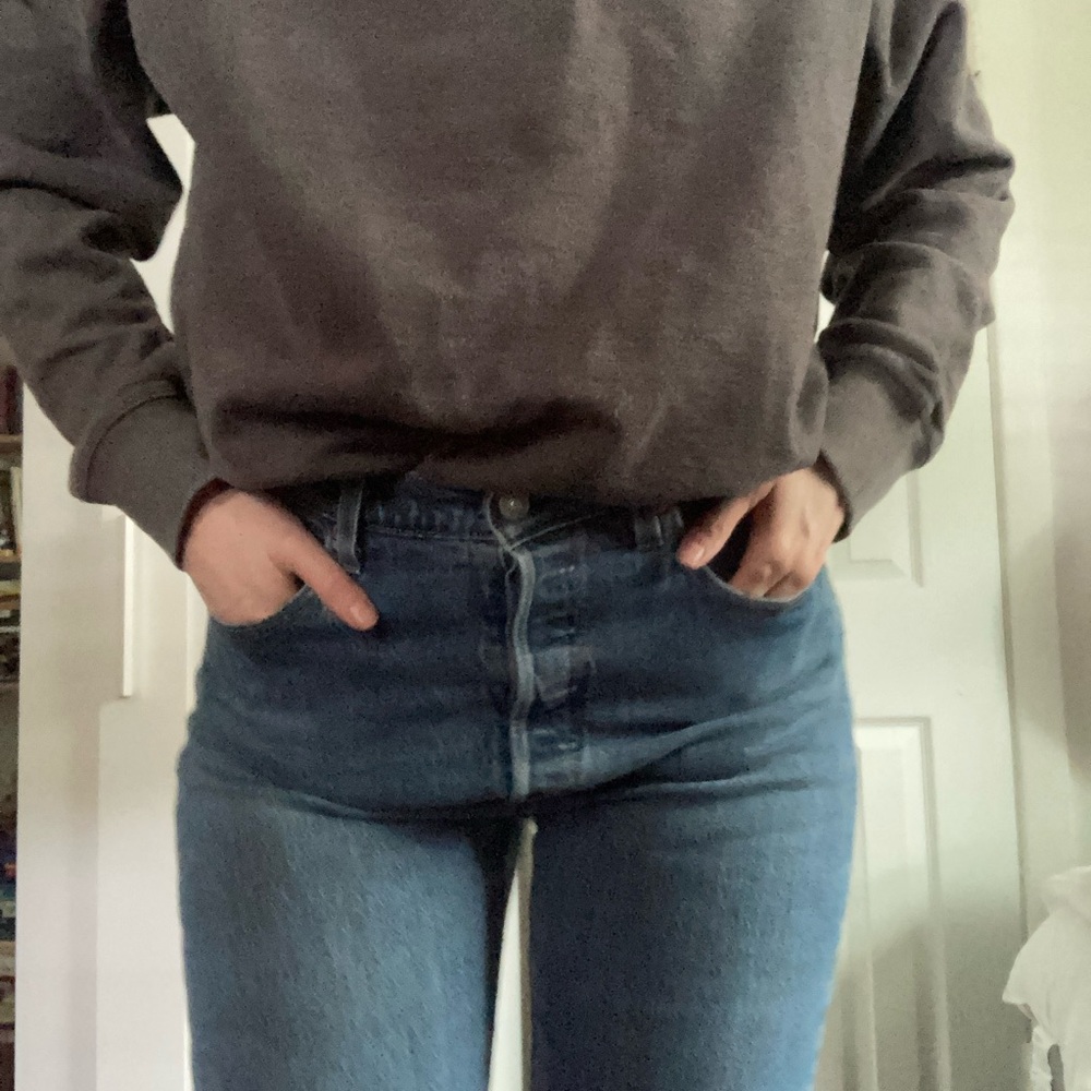 501 Levi's Classic Dark Blue Denim Jeans